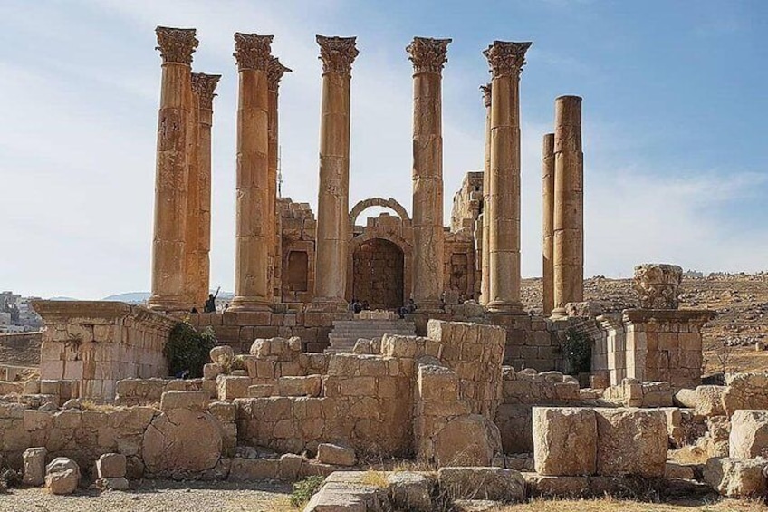 Private Half Day Tour to Jerash from Amman, Dead Sea or Airport