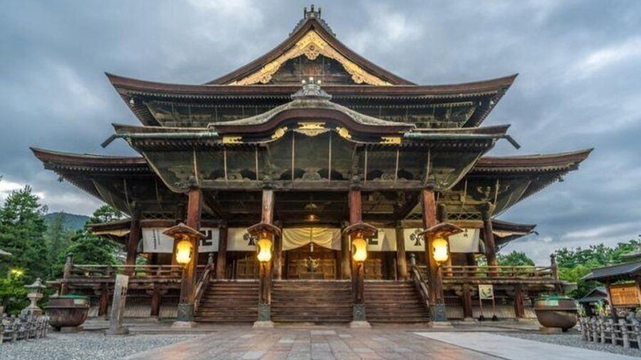 Nagano Scavenger Hunt: East Meets West in Nagano!
