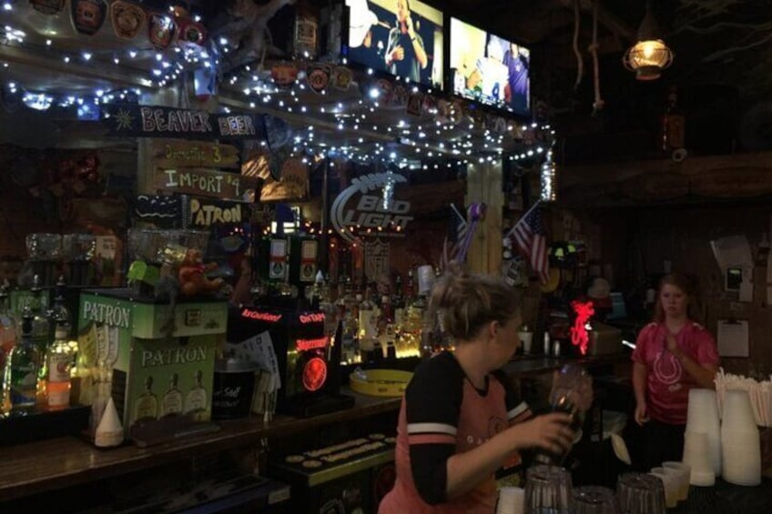 Indianapolis Bar Hunt: Investigate Indianapolis Bar Crawl
