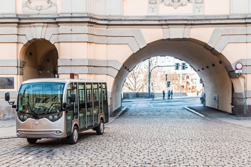 2-Hours Private Electric Car Tour with a Guide, Wroclaw