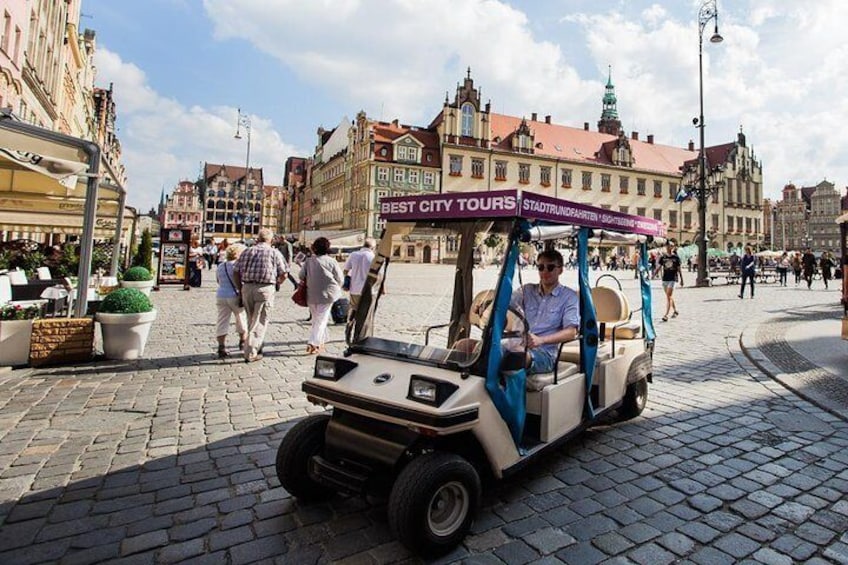 Wrocław, 2-hours private electric car tour with a Guide