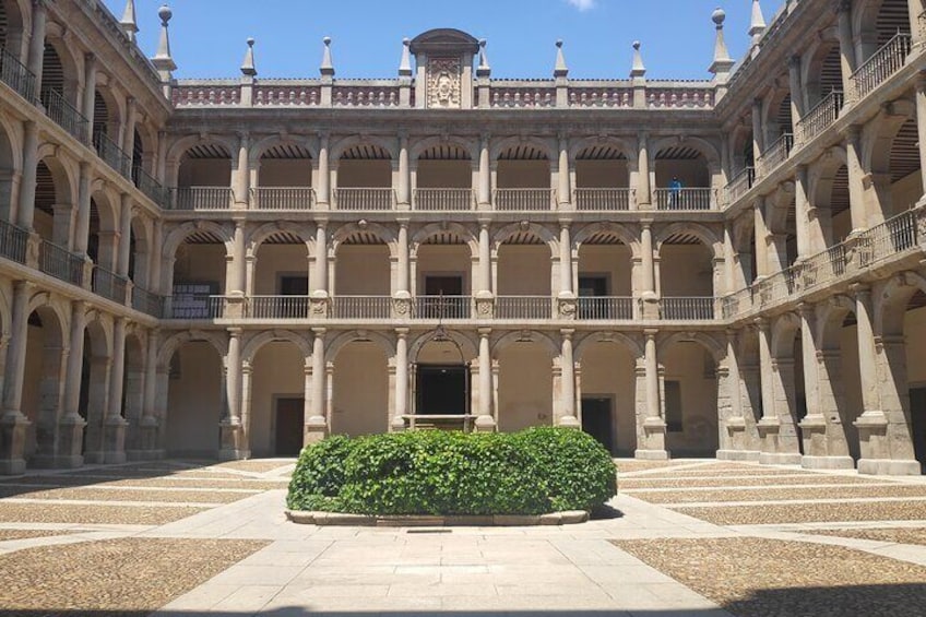 Universidad de Alcalá de Henares con Fun and Tickets