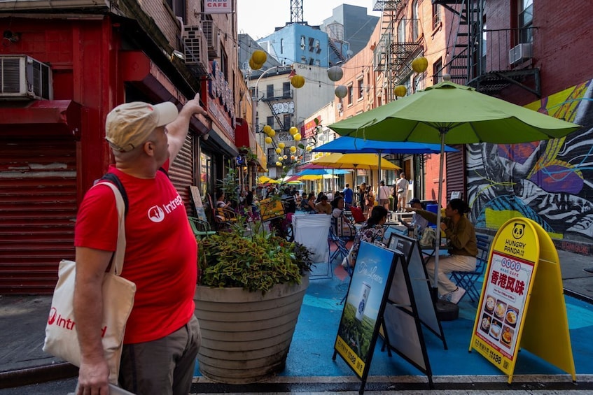 New York: Lower East Side Small Group Food & Culture Tour