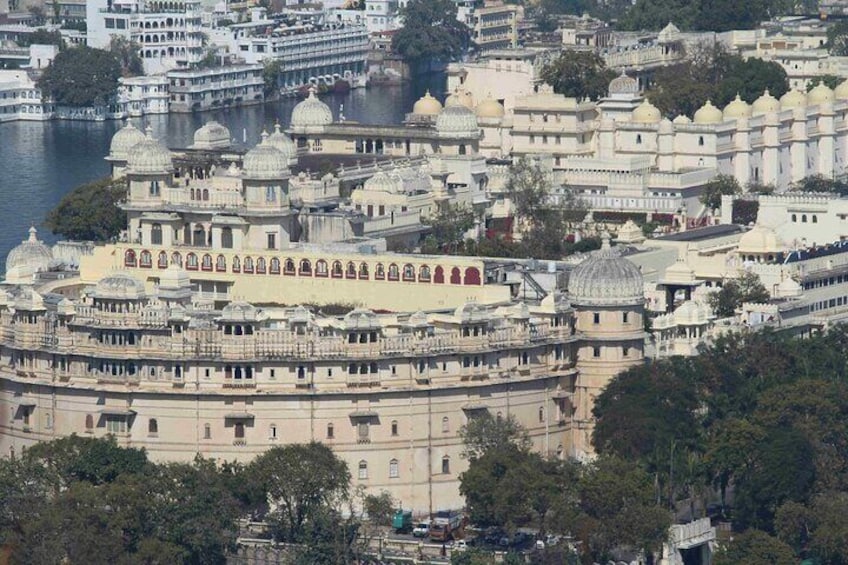 City Palace Udaipur View SLW