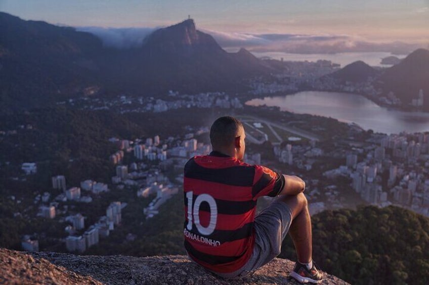 Two brothers (Dois Irmãos) Hike