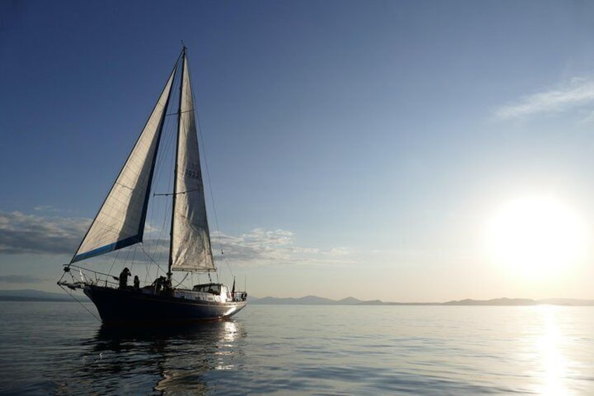 Maori Rock Carvings - Taupo Sailing Adventures - Kindred Spirit