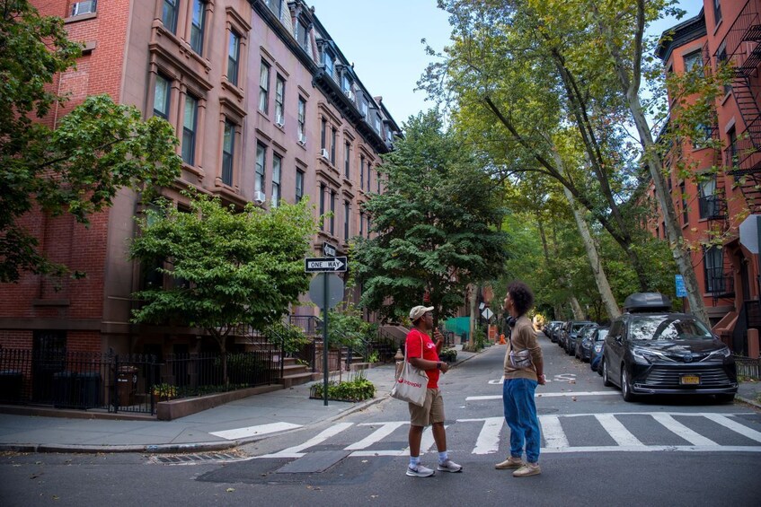 New York Brownstone Brooklyn Small Group Food Tasting Tour