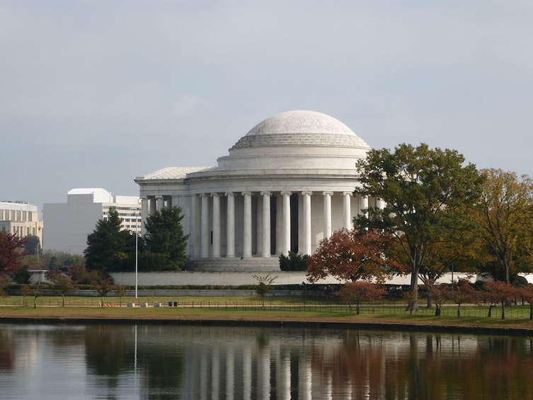 Washington Small-Group Major Landmarks by Night Tour