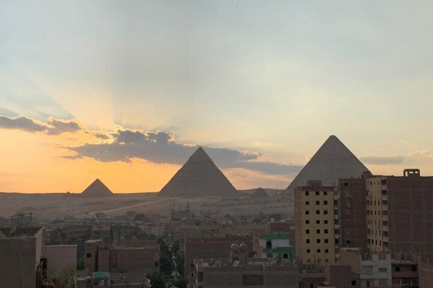 Giza pyramids 