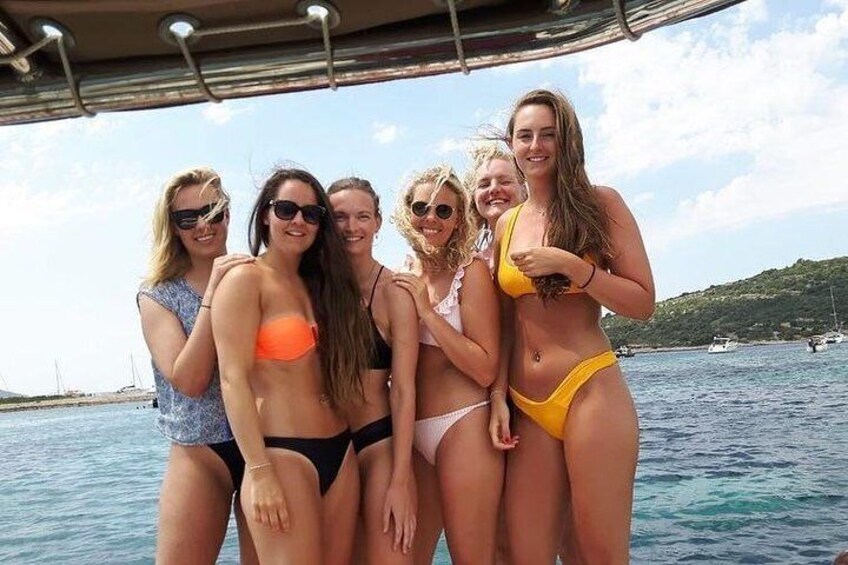 Girls on tour