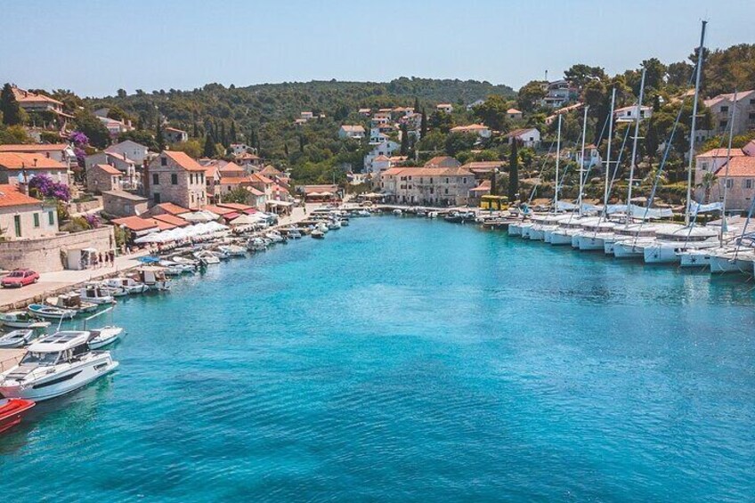 Maslinica island Šolta