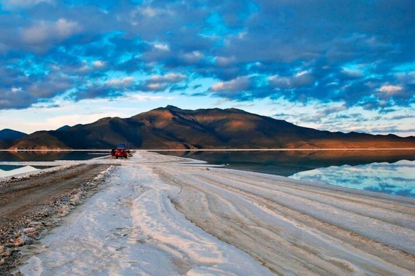 Uyuni Salt Flats - FULL DAY - La Paz - Uyuni - La Paz