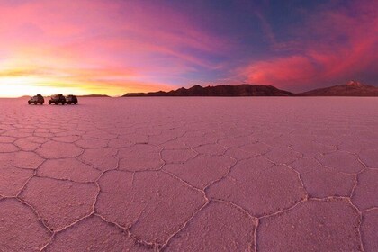 Uyuni Salt Flats - FULL DAY - La Paz - Uyuni - La Paz