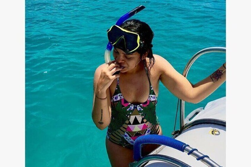 Full Day Santa Fe and Playa escondida with Snorkeling and lunch Included