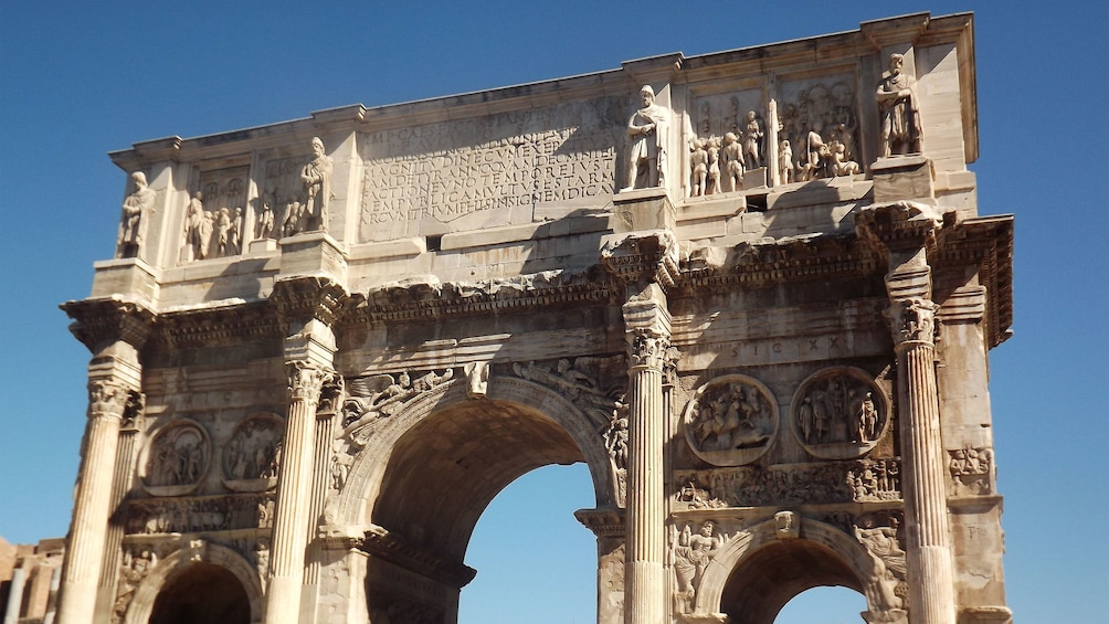 close up an arch in Rome 