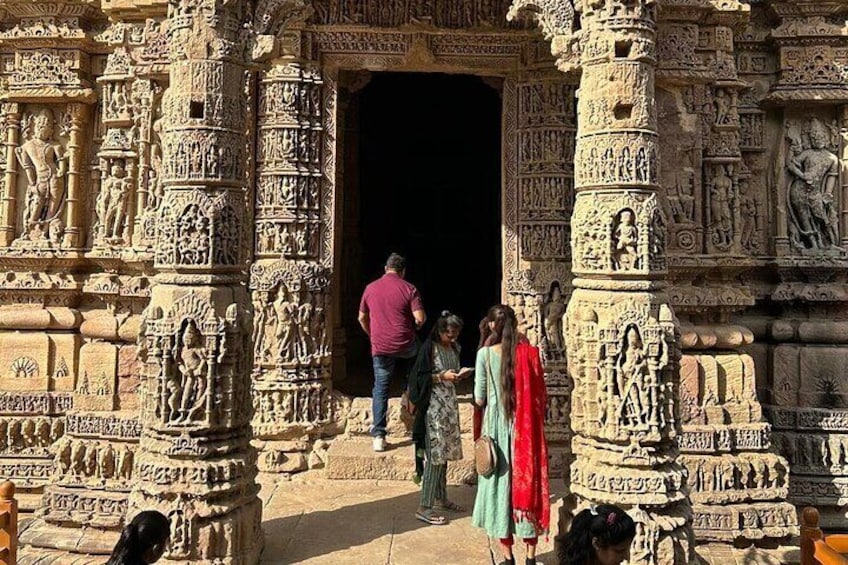 Private Tour of Modhera Sun Temple and Rani ki Vav