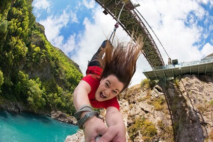 โหลดรายการที่ 1 จาก 7 Kawarau Bridge Bungy - World's First Commercial Jump Site