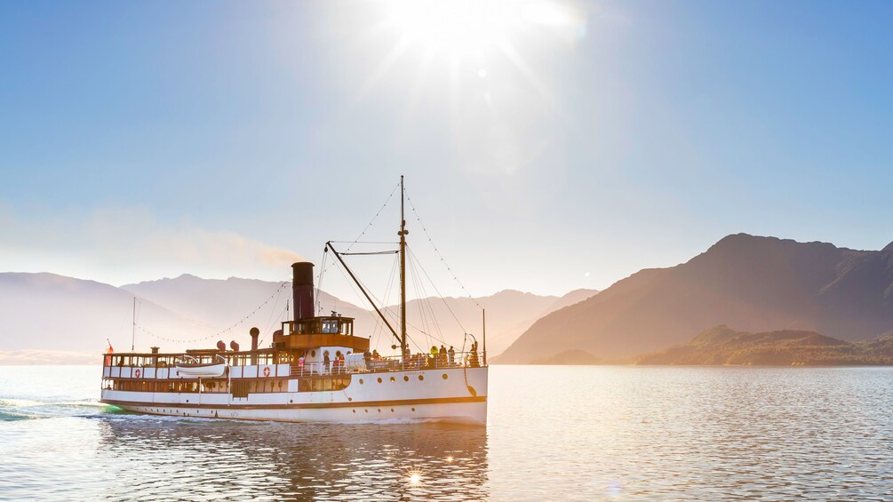Steamboat off the coast of Queenstown