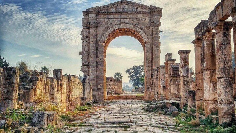 Roman Ruins - Necropolis - Tyre