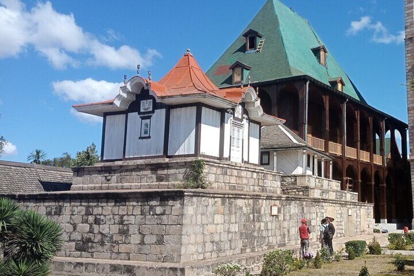 Half Day Visit to the Ambohimanga Sacred Hill