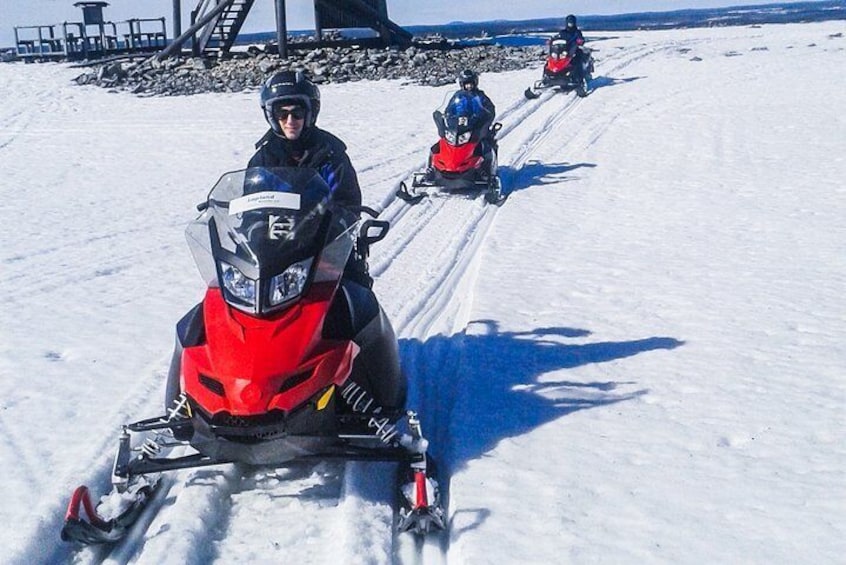 Snowmobile Safari in the Nature - Morning start