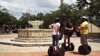 San Antonio Sightseeing Tour Segway Tour