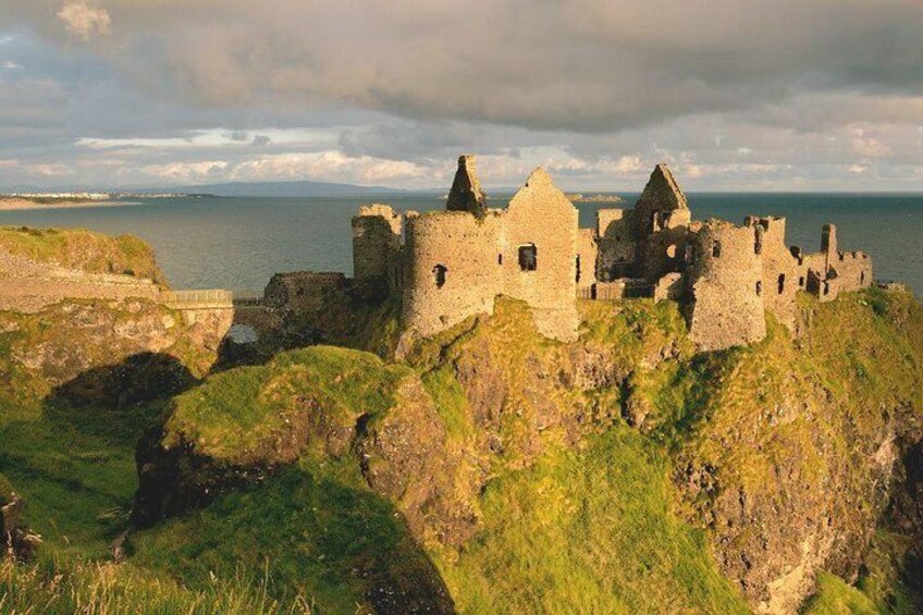 (Small Group) Shore Tour from Belfast: Giant's Causeway and Belfast Day Trip