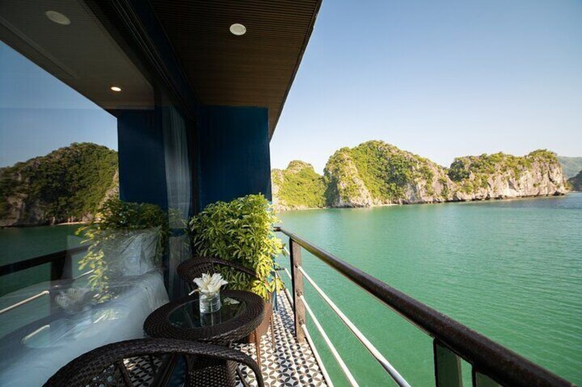 Rosy Cruise - Best Halong Bay Luxury 5 Star Cruise (2D1N)