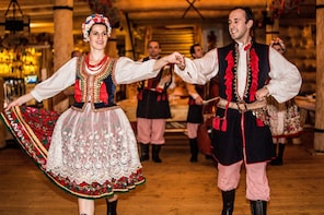 Polish Folk Show and traditional dinner