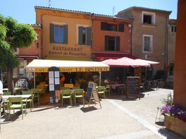Lavender and Villages in Luberon from Arles