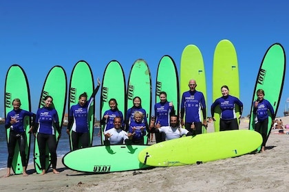 Journée de surf à Porto Surf School 3h leçon de surf avec transport depuis ...