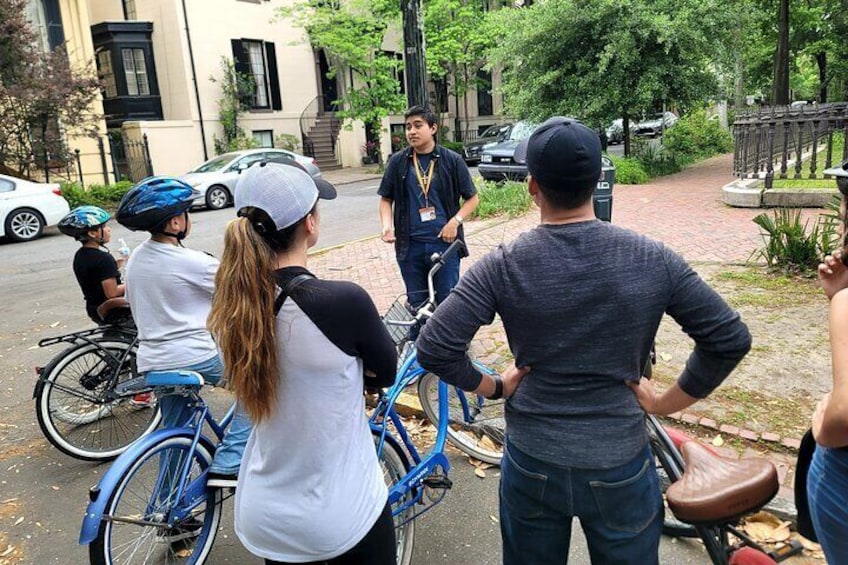 Bike Tour at Mercer Williams House, site of the events of Midnight in the Garden of Good and Evil!