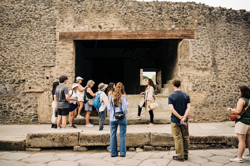 Early Entry Pompeii Tour & Amalfi Coast Day Trip from Rome