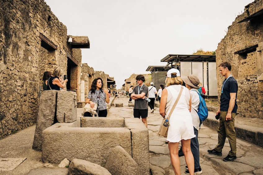 Early Entry Pompeii Tour & Amalfi Coast Day Trip from Rome