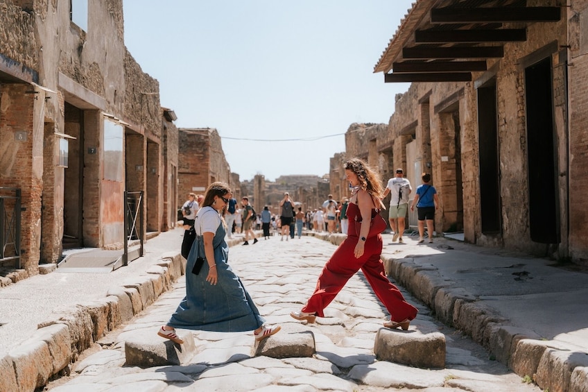 Early Entry Pompeii Tour & Amalfi Coast Day Trip from Rome