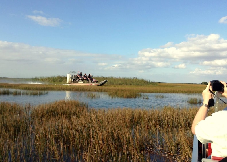 Everglades Adventure Tour From Miami in a Luxury Bus