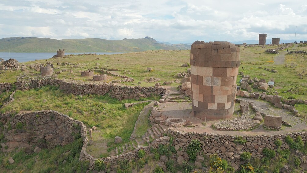 Visit to Sillustani Day Tour