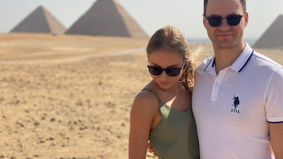 From Cairo: Giza Pyramids, Sphinx, Saqqara, Memphis & Lunch