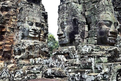 Angkor Wat Private Tour With Sunrise And Banteay Srei temple