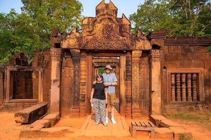 Angkor Wat Private Tour With Sunrise And Banteay Srei temple