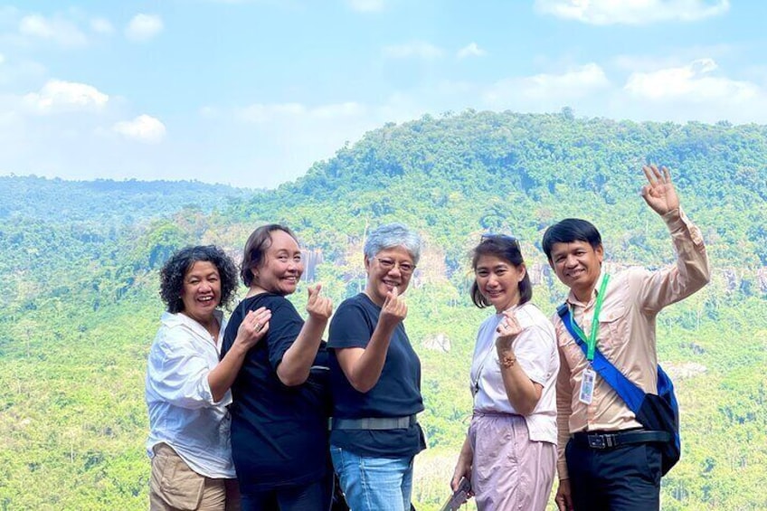 Kulen Waterfall and 1000 Linga River tour from Siem Reap