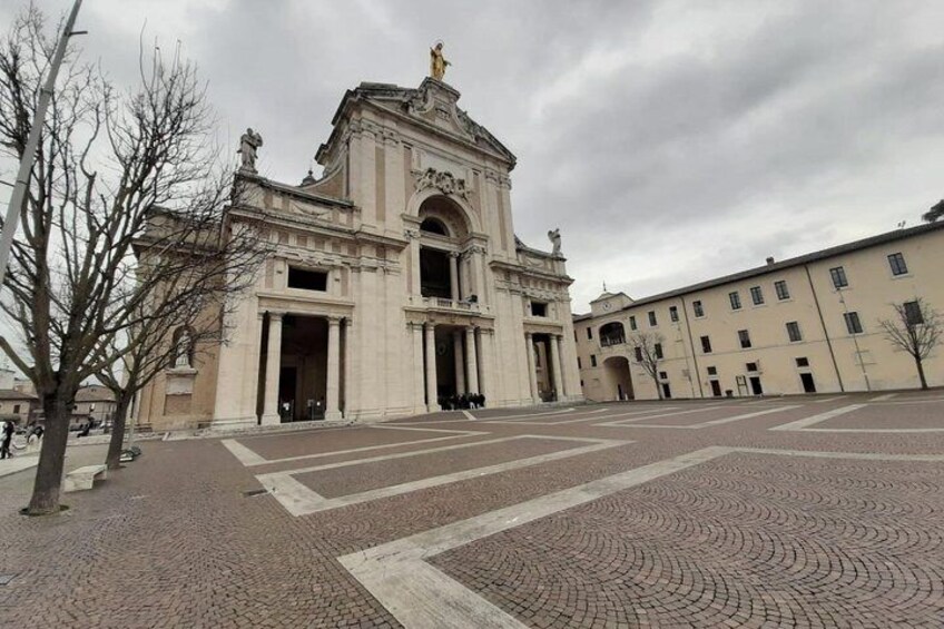 Assisi: the Three Major Basilicas. St. Francis, St. Clare and Porziuncola chapel