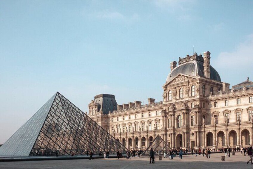 Louvre Museum Ticket & Seine River Cruise