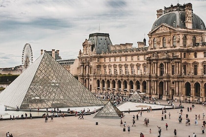 Billet pour le musée du Louvre et croisière sur la Seine