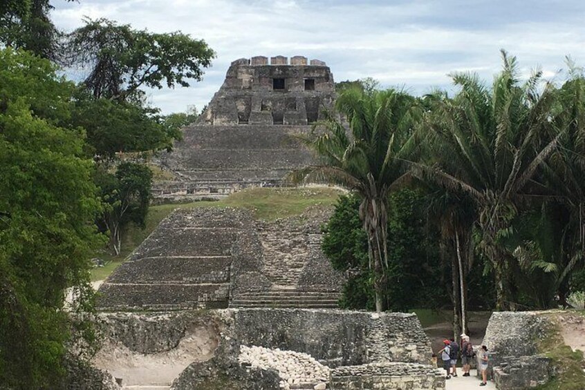 Xunantunich Mayan Temples and Cave Tubing Paradise