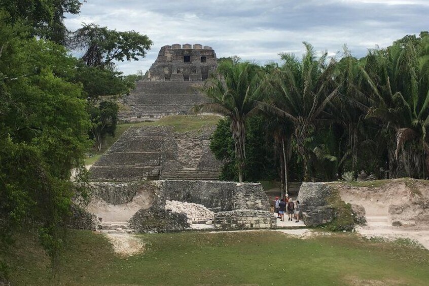 Xunantunich Mayan Temples and Cave Tubing Paradise 