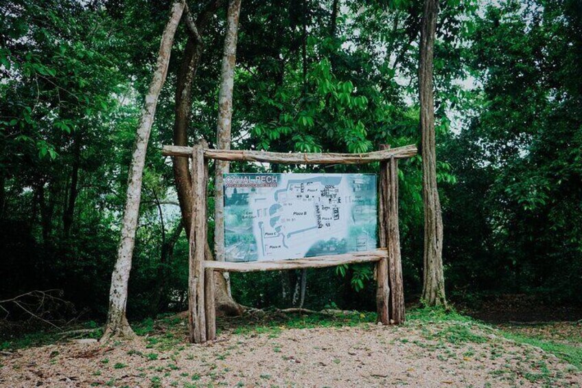 Private Tour to Maya Sites Xunantunich and Cahal Pech