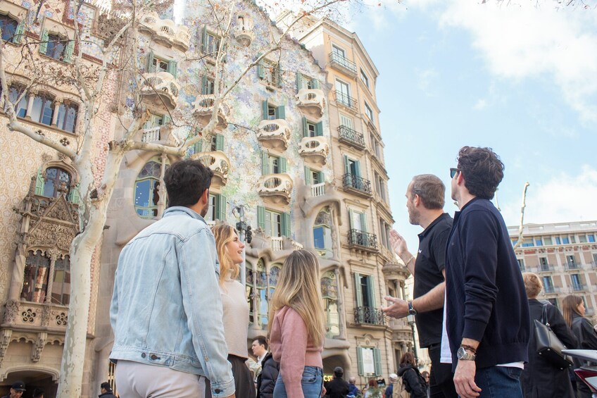 360o Barcelona SkyWalk: Old Town Walking, Helicopter flight & Boat Ride