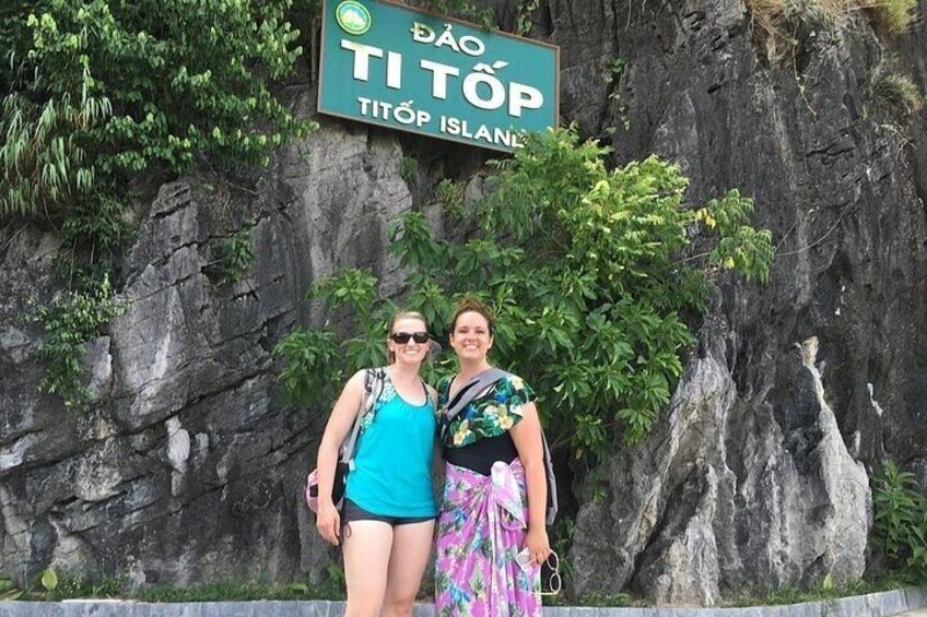 07 Hours Explore Halong Bay with Sea Octopus Cruise