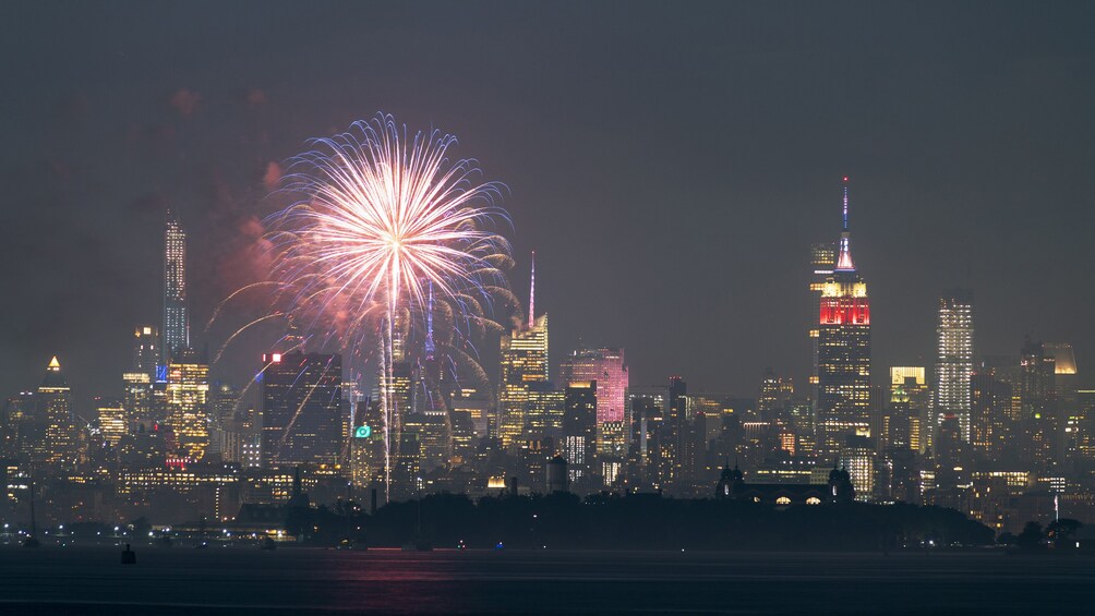 Fourth of July Fireworks Sightseeing Cruise